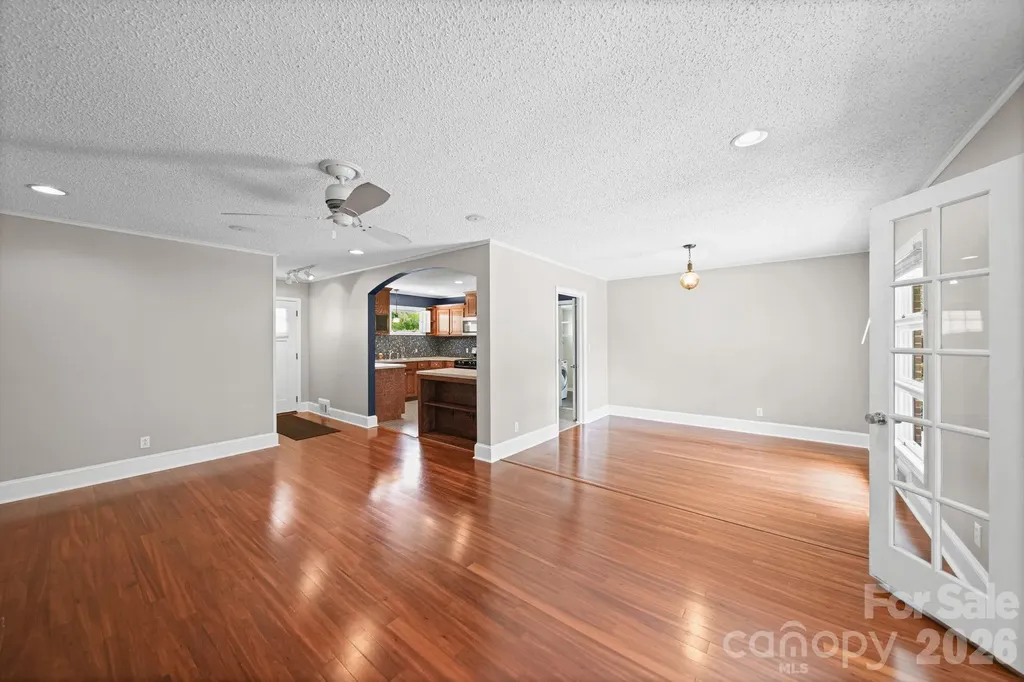 214 Walnut Avenue Mount Holly NC 28120