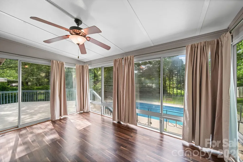214 Walnut Avenue Mount Holly NC 28120