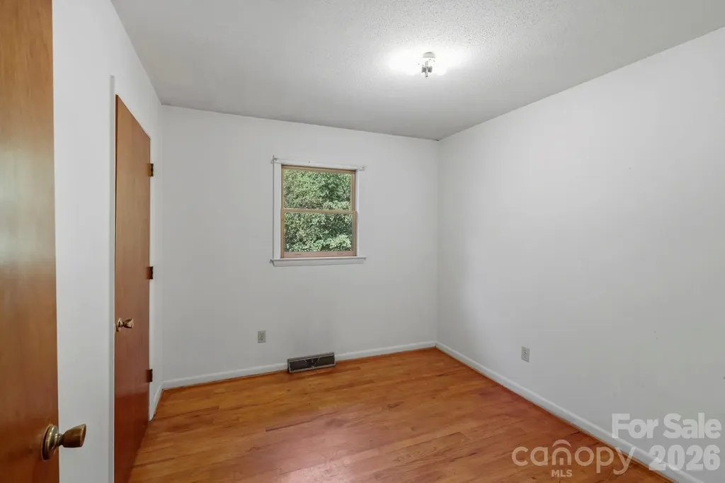 137 Matheny Street Forest City NC 28043