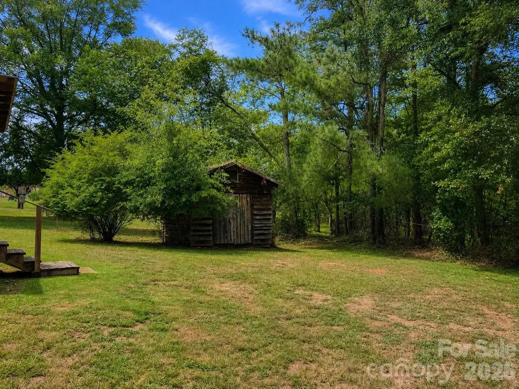 137 Matheny Street Forest City NC 28043