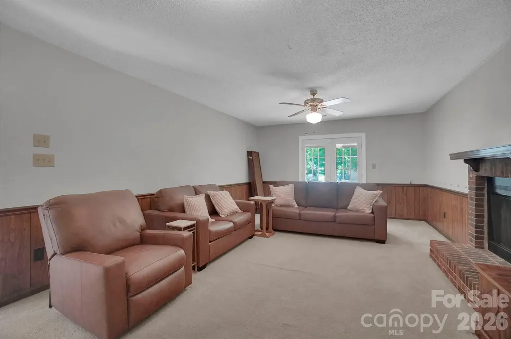 900 Highland Mist Lane Charlotte NC 28215