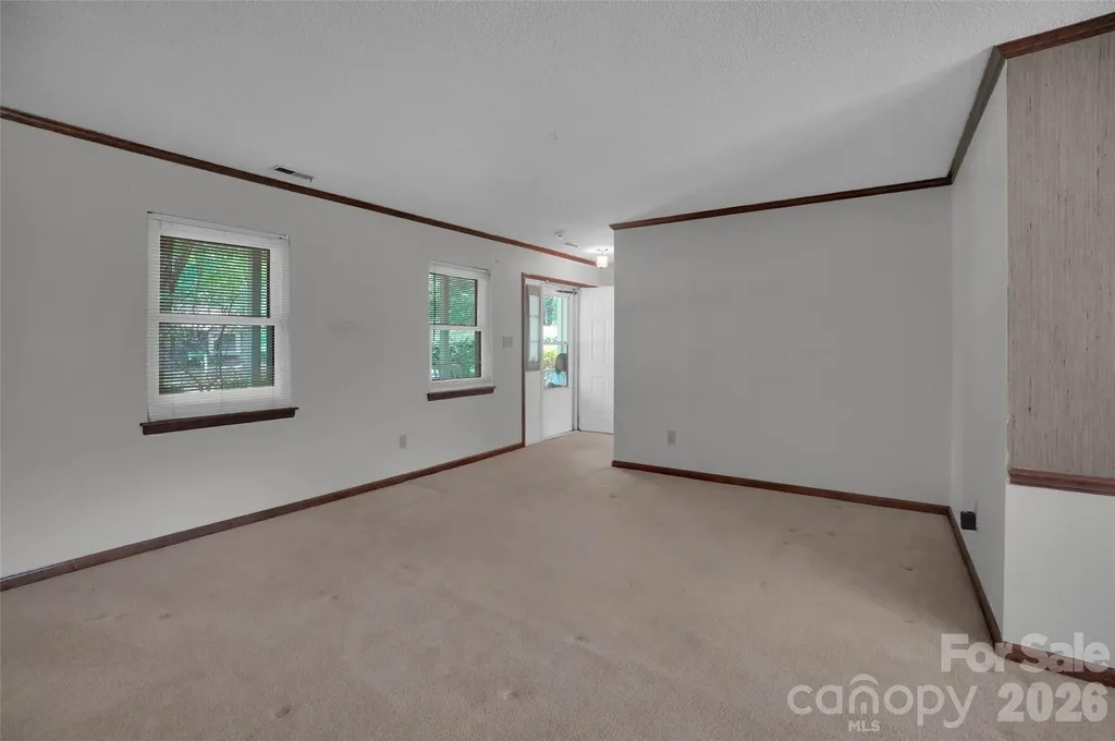 900 Highland Mist Lane Charlotte NC 28215