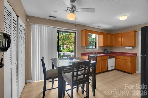 900 Highland Mist Lane Charlotte NC 28215