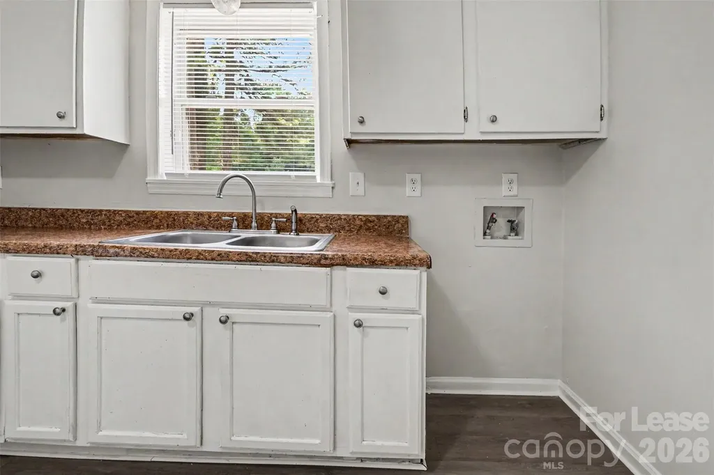 9131 Feldbank Drive Charlotte NC 28216