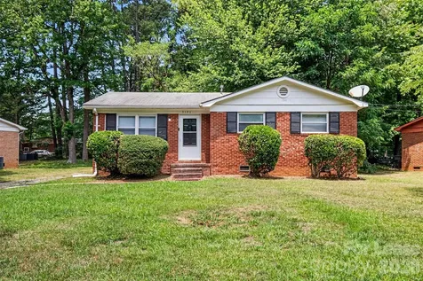 9131 Feldbank Drive Charlotte NC 28216