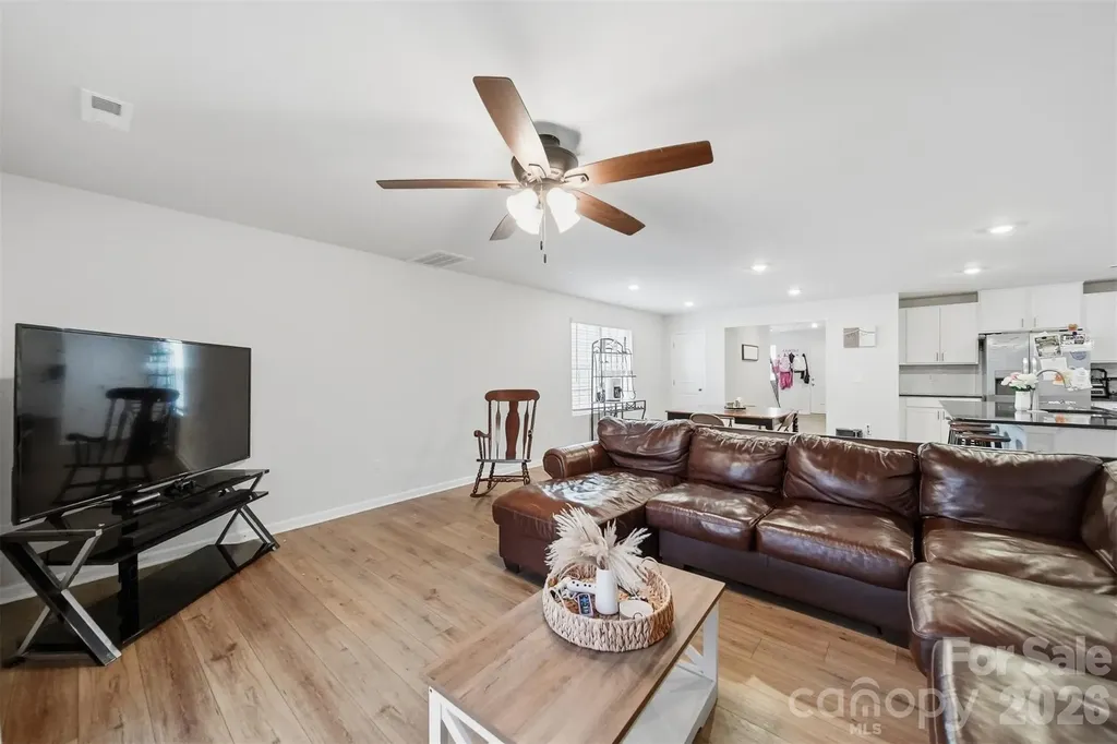 2464 Trollinger Drive Catawba NC 28609