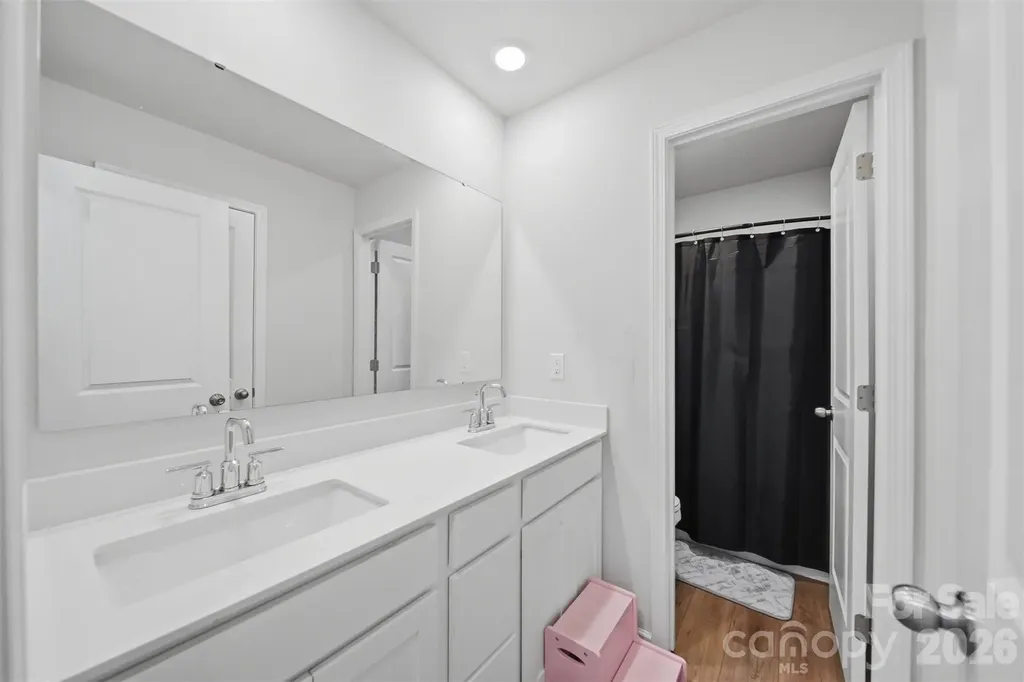 2464 Trollinger Drive Catawba NC 28609