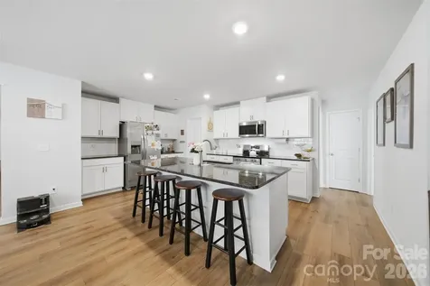 2464 Trollinger Drive Catawba NC 28609