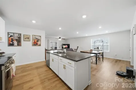 2464 Trollinger Drive Catawba NC 28609