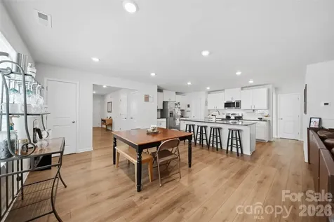 2464 Trollinger Drive Catawba NC 28609