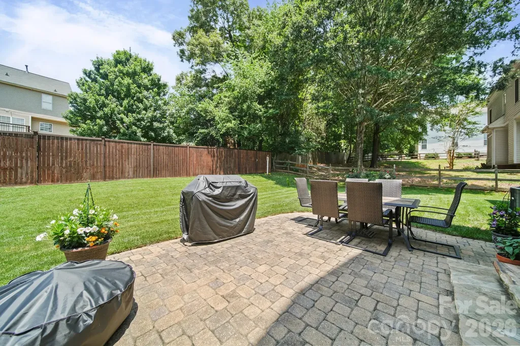 7800 Red Oaks Trail Waxhaw NC 28173