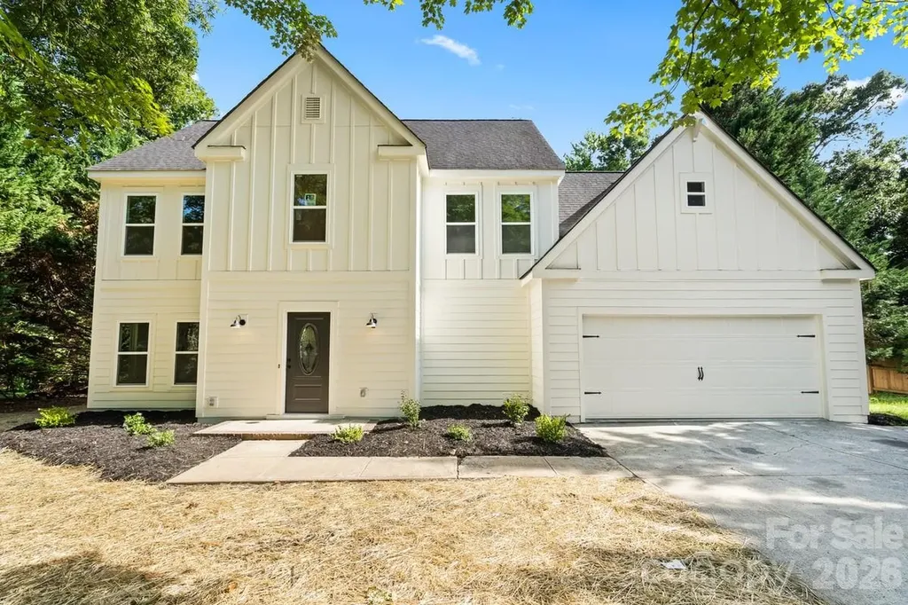 2033 Colony Hill Drive Charlotte NC 28214
