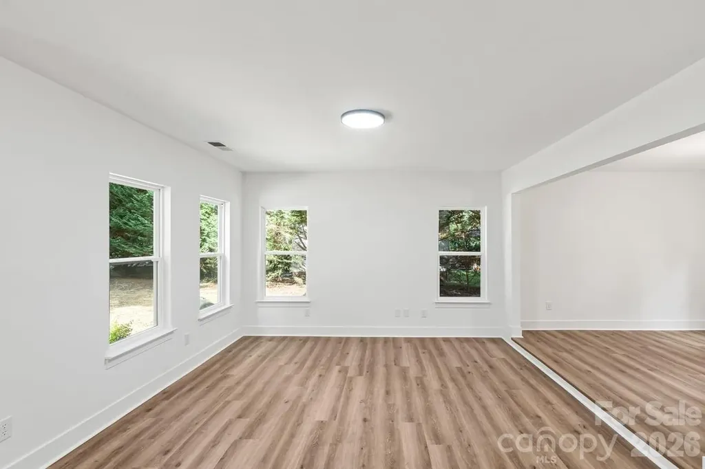 2033 Colony Hill Drive Charlotte NC 28214