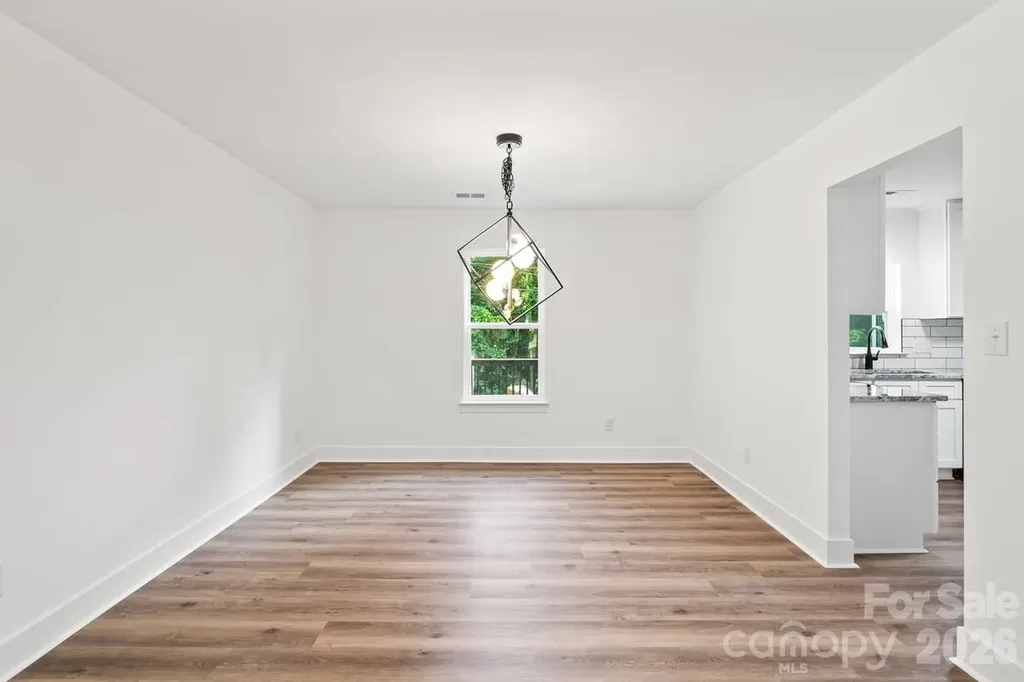 2033 Colony Hill Drive Charlotte NC 28214