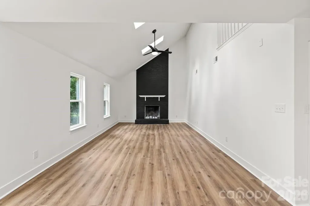 2033 Colony Hill Drive Charlotte NC 28214