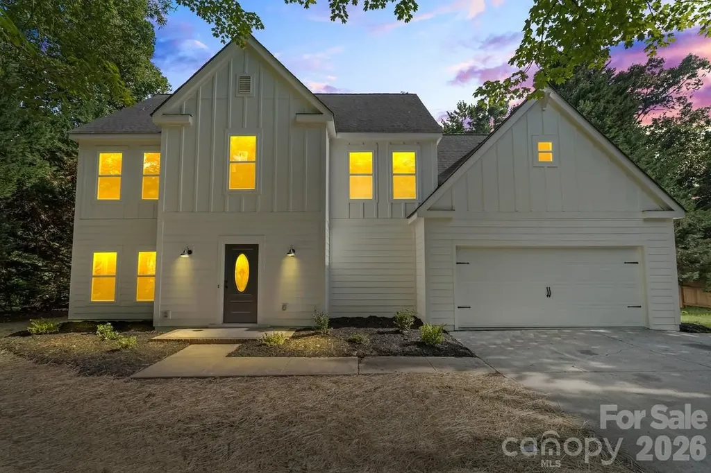 2033 Colony Hill Drive Charlotte NC 28214