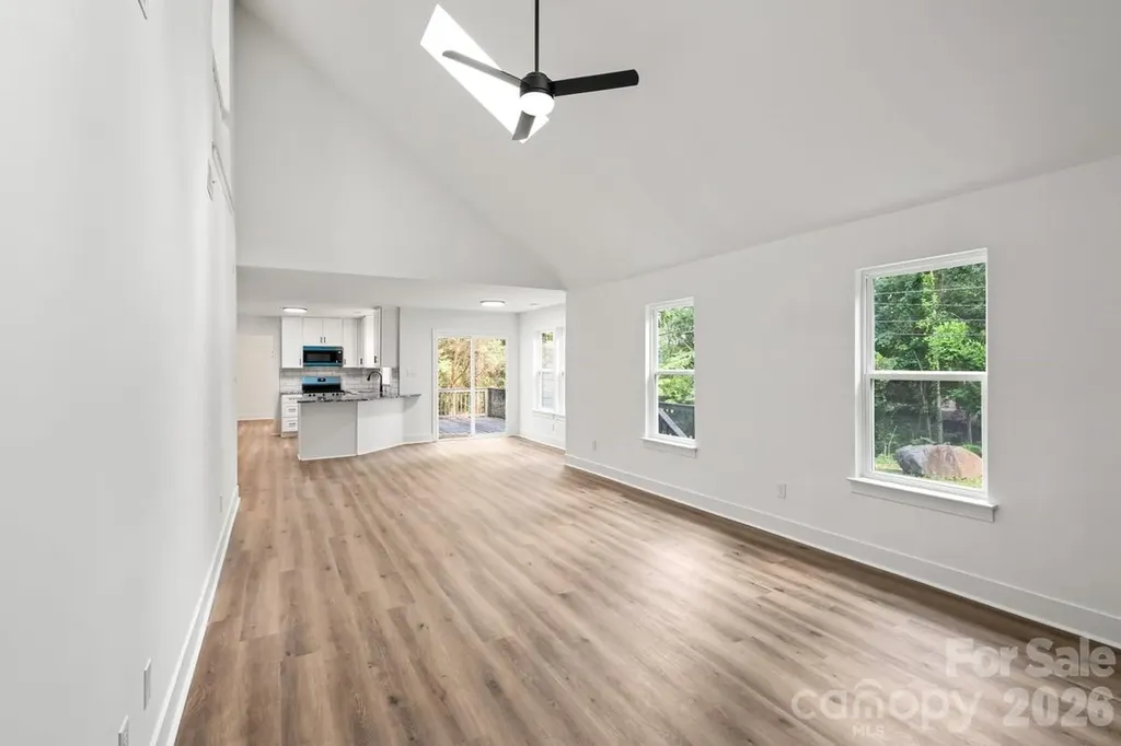 2033 Colony Hill Drive Charlotte NC 28214