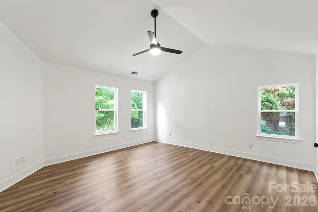 2033 Colony Hill Drive Charlotte NC 28214