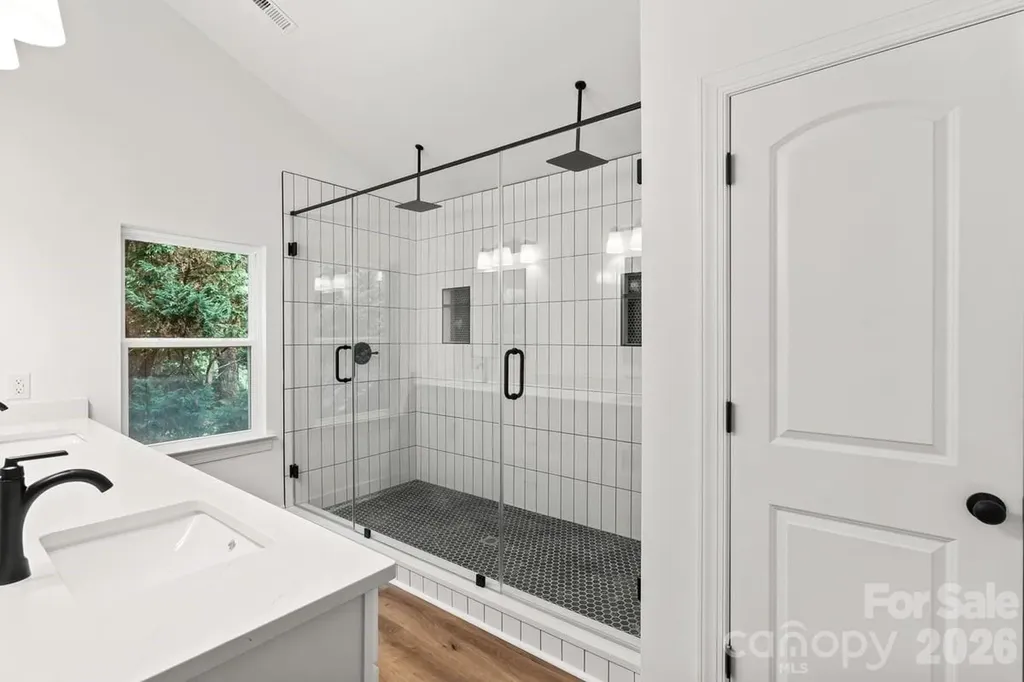 2033 Colony Hill Drive Charlotte NC 28214