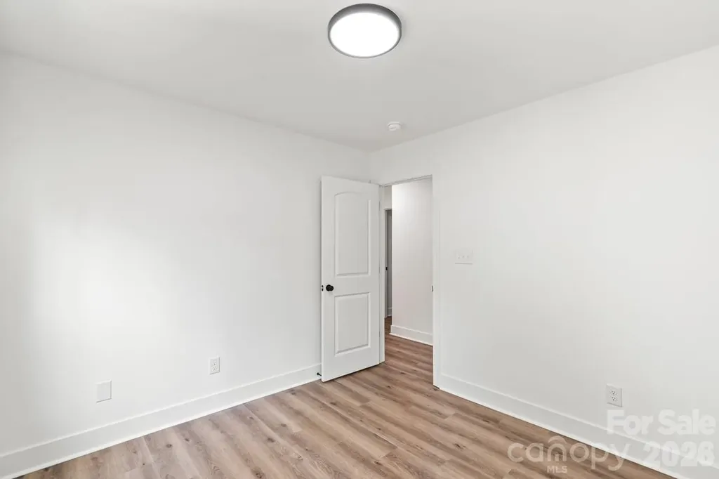 2033 Colony Hill Drive Charlotte NC 28214