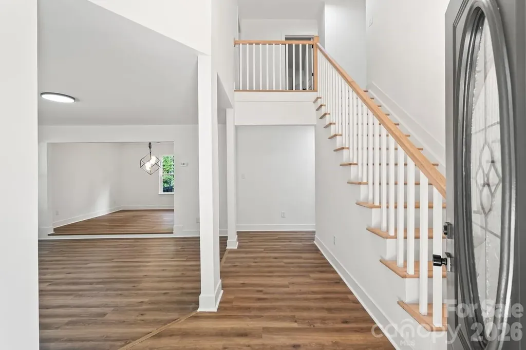 2033 Colony Hill Drive Charlotte NC 28214
