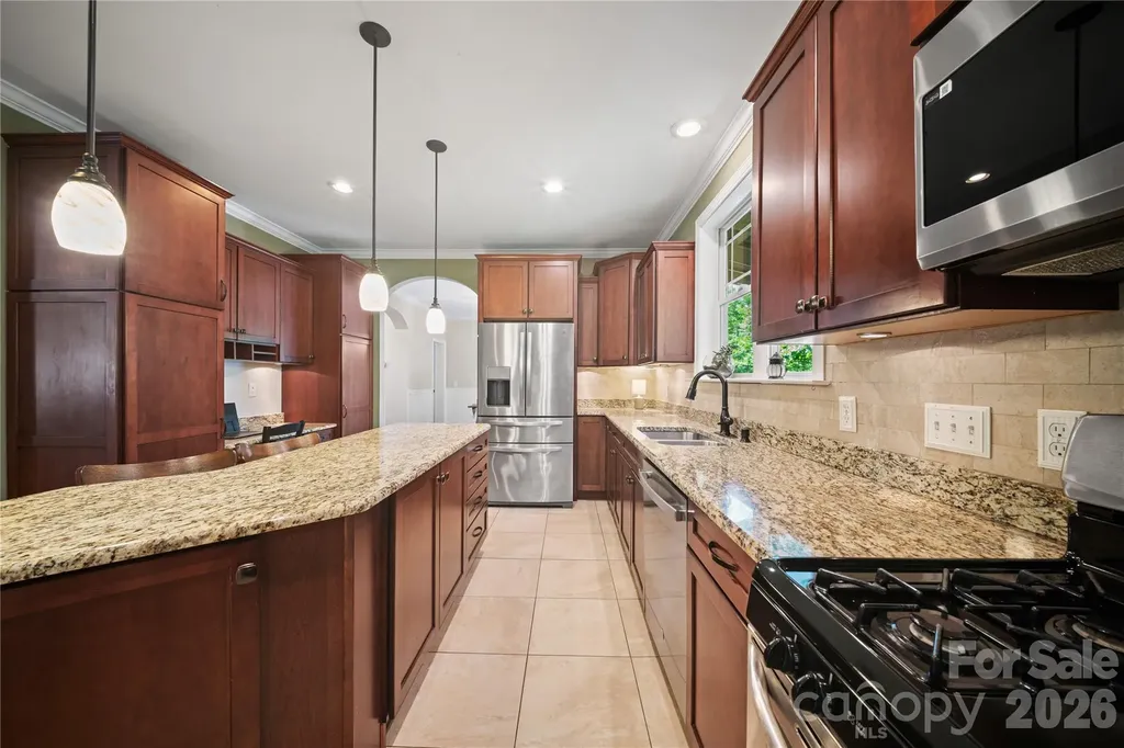 813 Beech Tree Place Hendersonville NC 28792