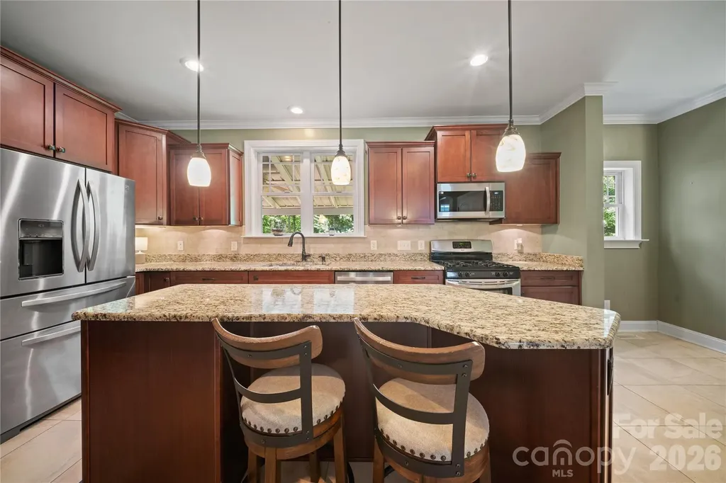813 Beech Tree Place Hendersonville NC 28792