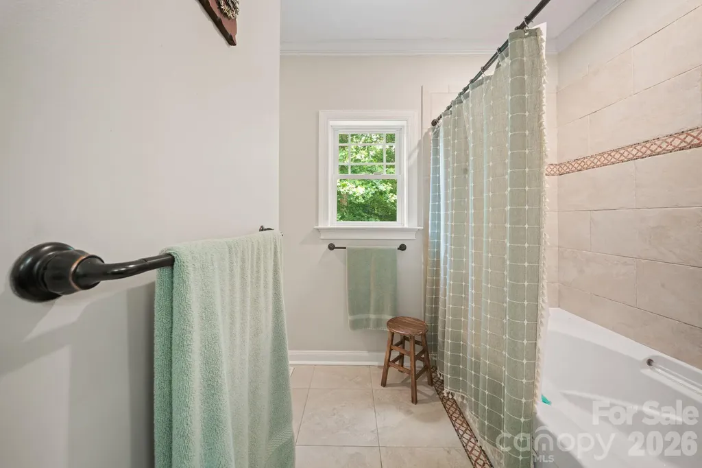 813 Beech Tree Place Hendersonville NC 28792