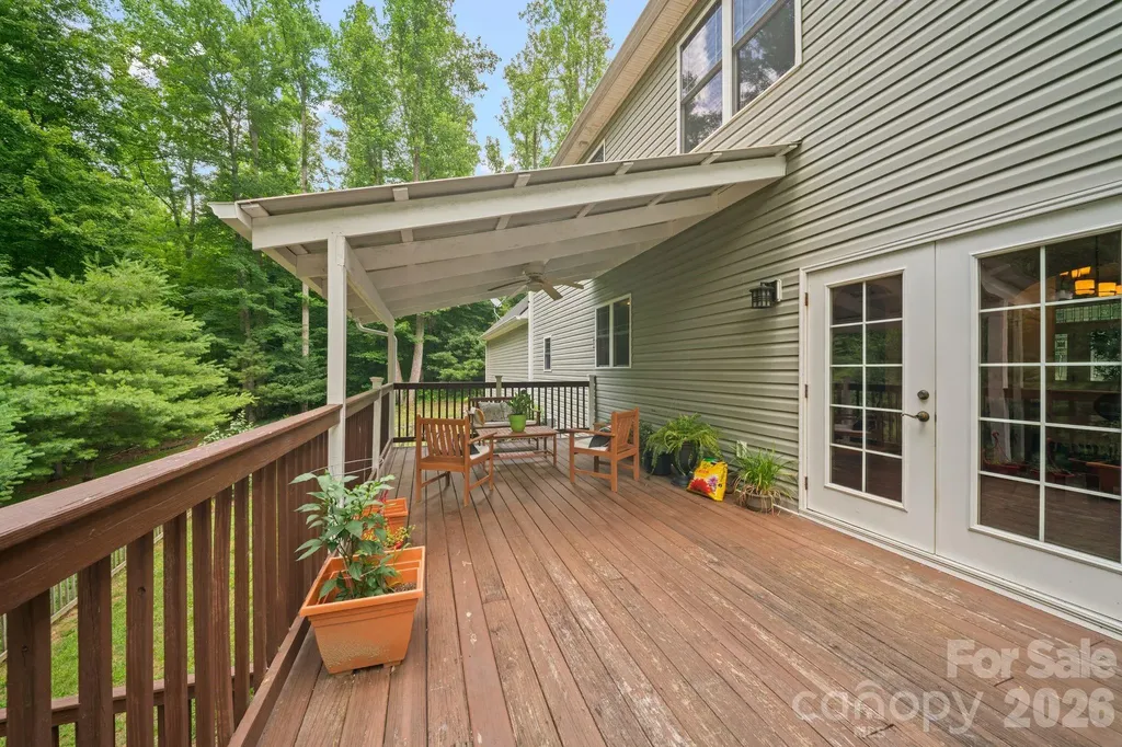 813 Beech Tree Place Hendersonville NC 28792