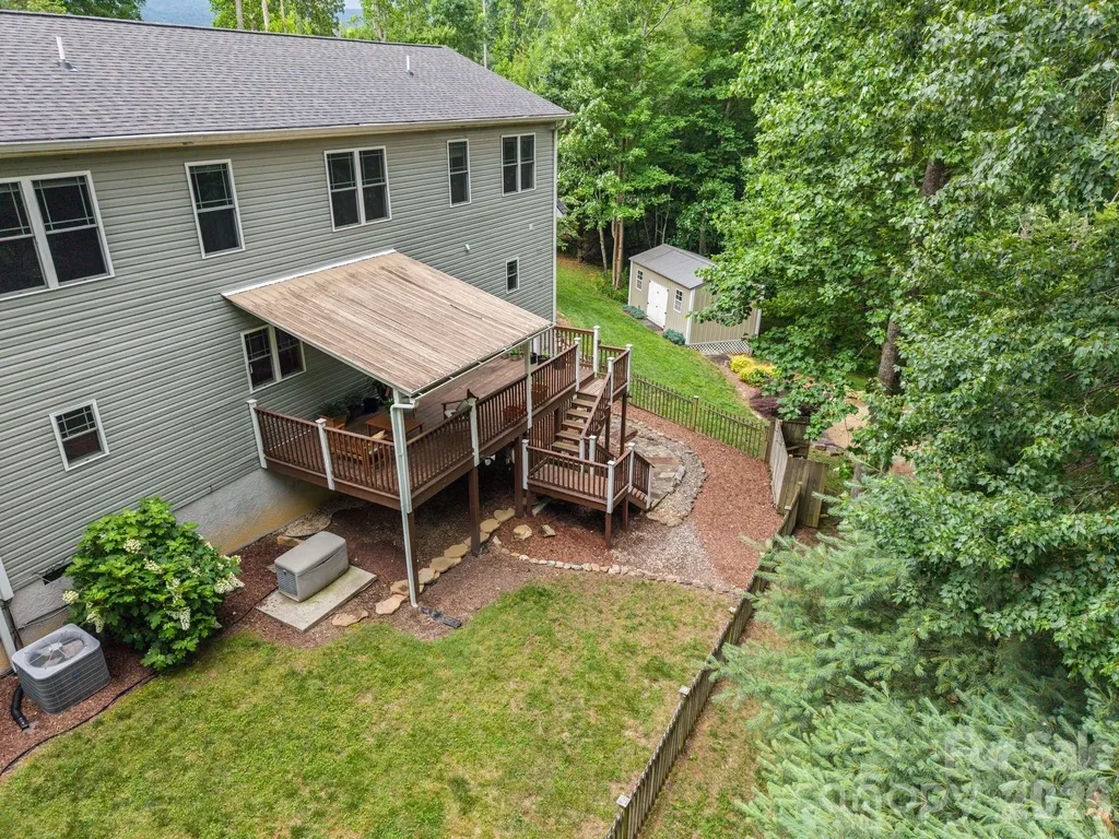 813 Beech Tree Place Hendersonville NC 28792