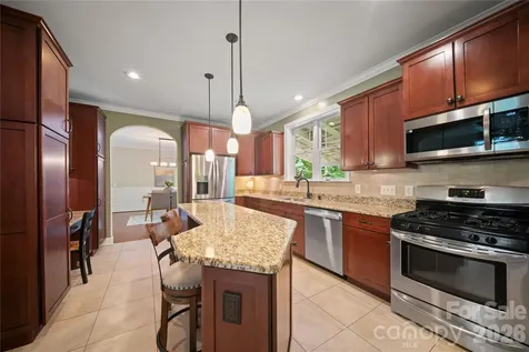 813 Beech Tree Place Hendersonville NC 28792