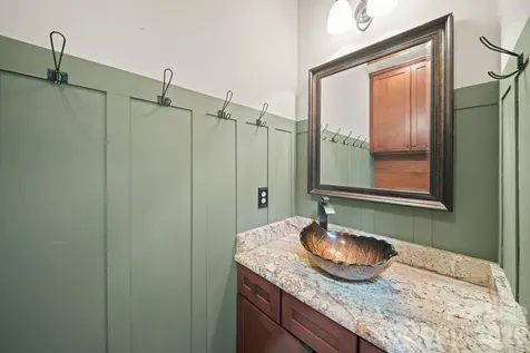813 Beech Tree Place Hendersonville NC 28792