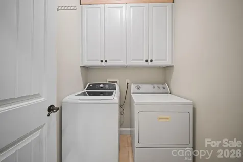813 Beech Tree Place Hendersonville NC 28792