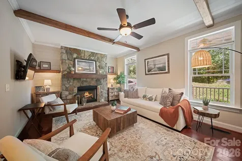 813 Beech Tree Place Hendersonville NC 28792
