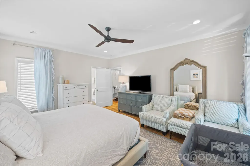 1408 Cortland Road W Charlotte NC 28209