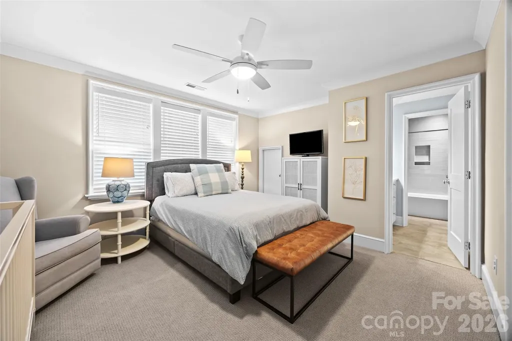 1408 Cortland Road W Charlotte NC 28209