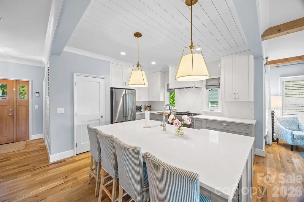 1408 Cortland Road W Charlotte NC 28209
