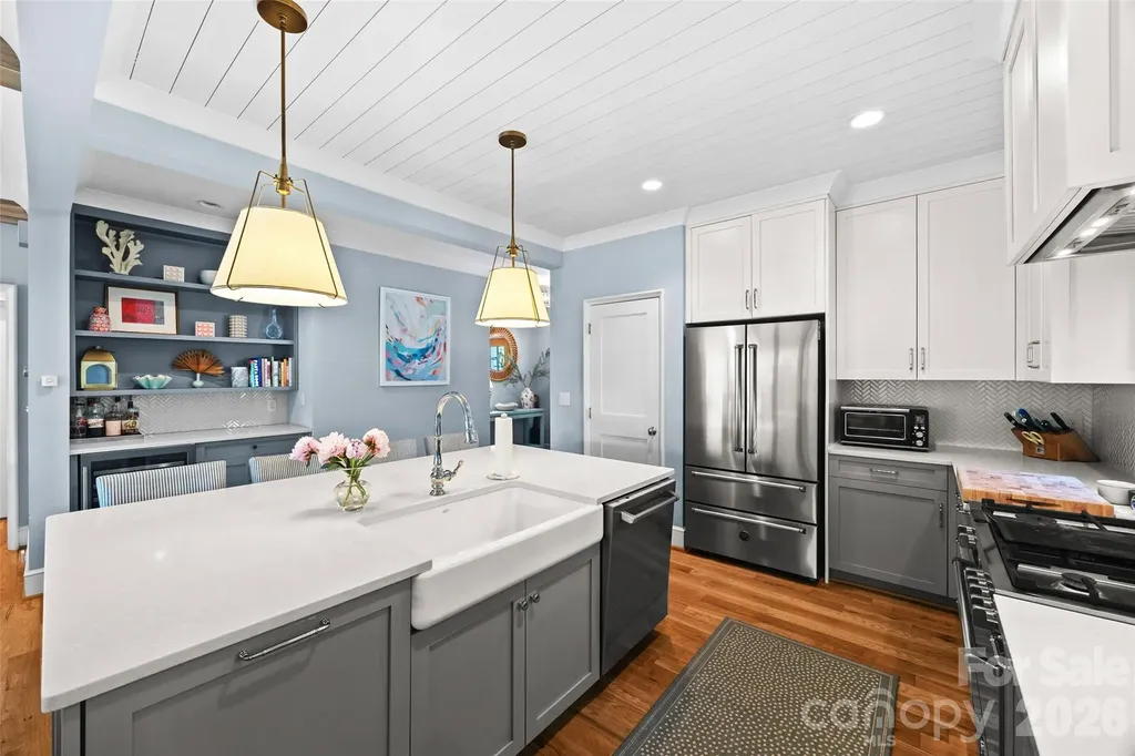 1408 Cortland Road W Charlotte NC 28209