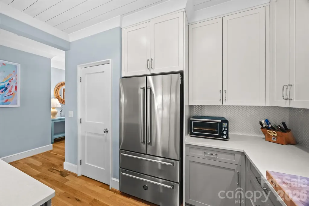 1408 Cortland Road W Charlotte NC 28209