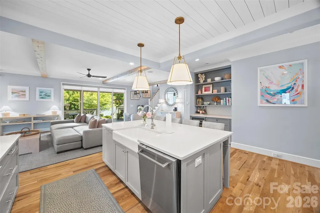 1408 Cortland Road W Charlotte NC 28209