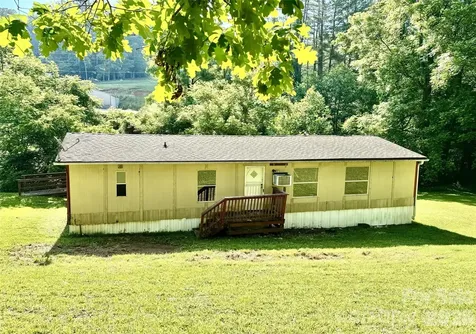 8 White Oak Drive Leicester NC 28748