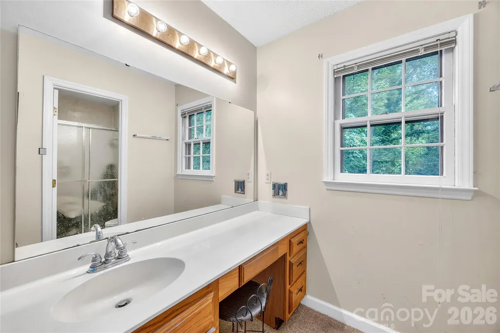 8349 Norcroft Drive Charlotte NC 28269