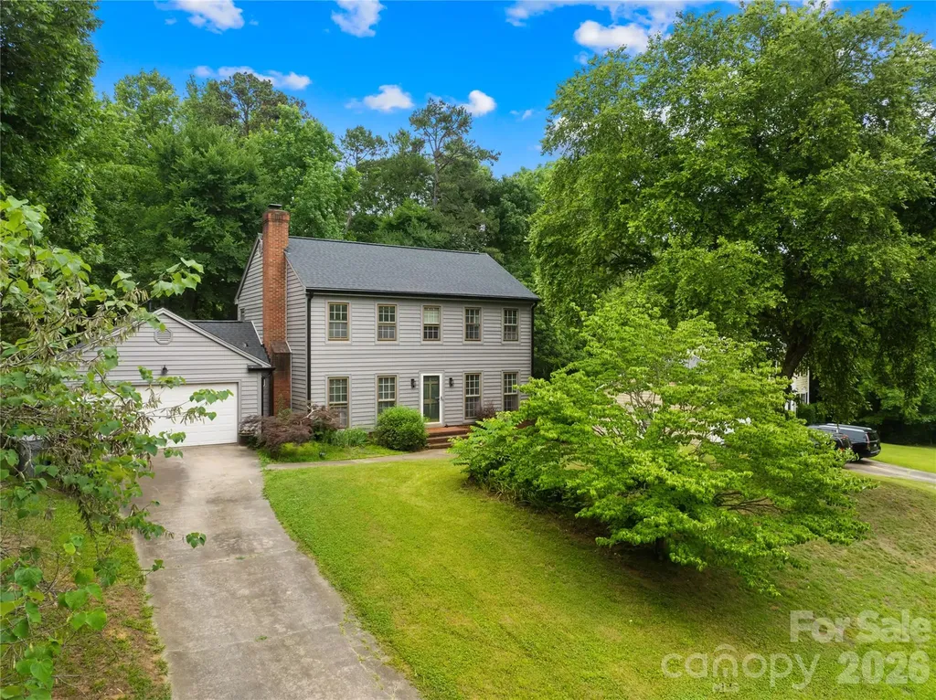 8349 Norcroft Drive Charlotte NC 28269