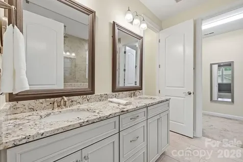 3024 Marchers Trace Drive Charlotte NC 28227