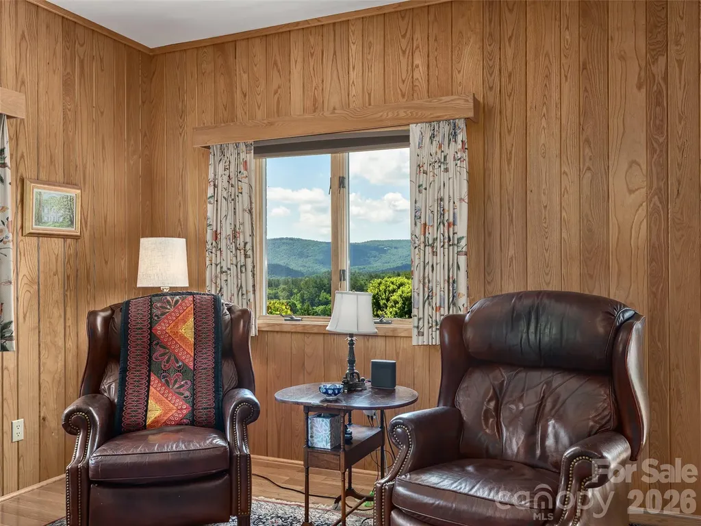 18 Thornapple Drive Hendersonville NC 28739
