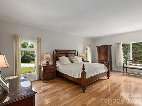 18 Thornapple Drive Hendersonville NC 28739