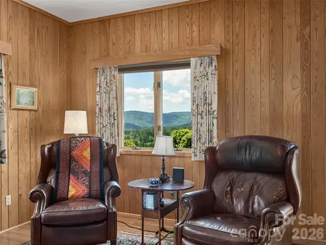 18 Thornapple Drive Hendersonville NC 28739