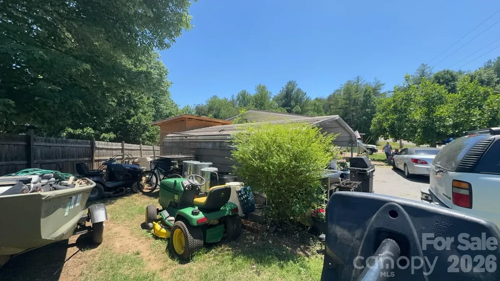 1694 Roy Caldwell Street Morganton NC 28655