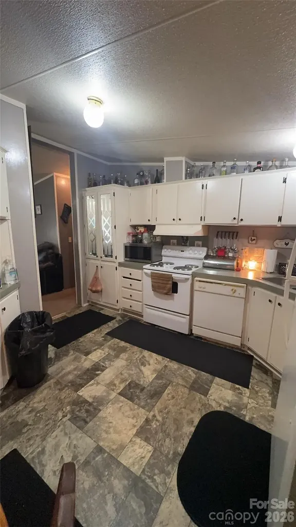 1694 Roy Caldwell Street Morganton NC 28655
