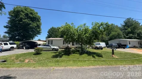 1694 Roy Caldwell Street Morganton NC 28655